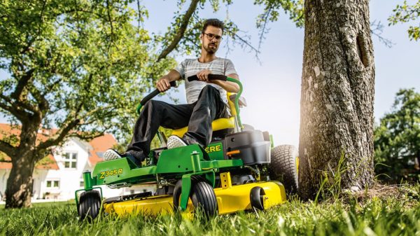 John Deere Z345R – Image 4